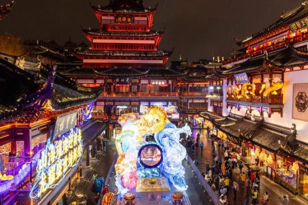龙年龙出雾：解密神秘命理与生活哲学的交汇点