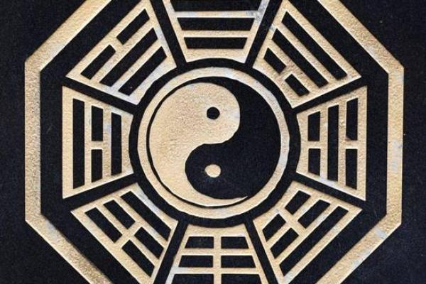 女命羊刃解读：揭开命理中的神秘面纱与生命智慧