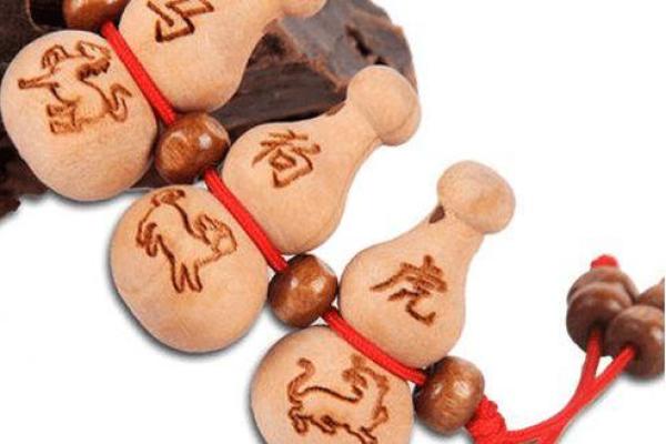 根据命理缺失选择恰当名字，让您的孩子与众不同！