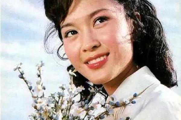 命主大贵的女人，她的魅力与智慧交织的传奇人生