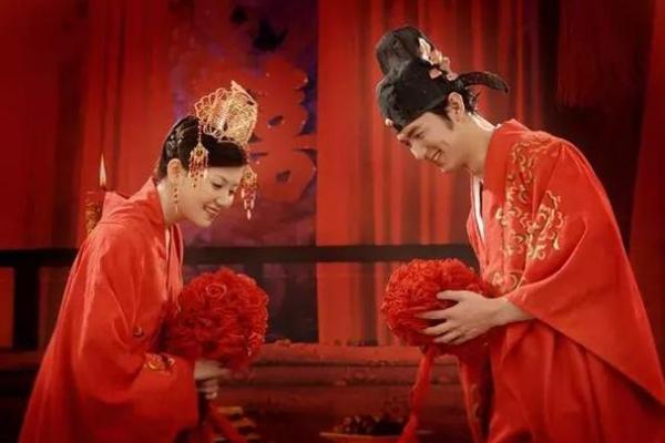 农历八一年出生的人命运解析：性格、事业与人生轨迹