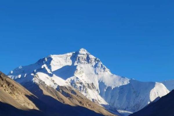 命重3.5两的命理解析：命运的旅程与心灵的探索