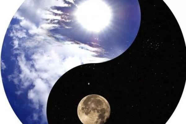明年八月初一的命运解析：五行与星象的奇妙交织