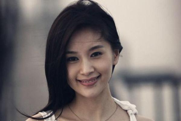 炉中火命女孩与幸运命格的完美搭配