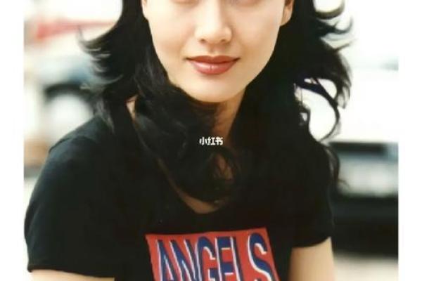 李嘉欣：富豪命背后的奋斗与智慧