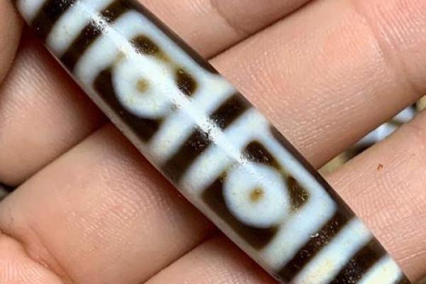 木命人适合的天珠：寻找命理与幸福的连接之道