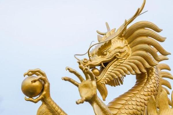 六月出生的龙命：赋予命运的独特魅力与智慧