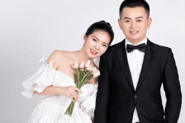 携手共老：两夫妻一起走过的岁月与命运