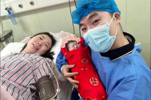 根据女命看什么时候添喜 掌握人生的关键时机