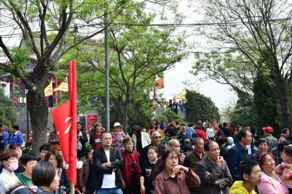 农历二月初二：命理与文化的深度探索